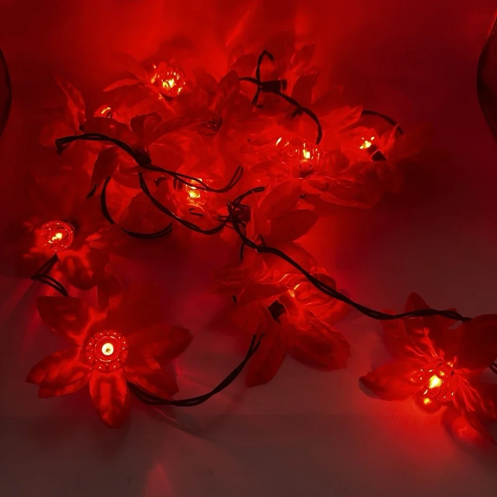 Vintage Trim A Home 20 Silk Poinsettia Indoor/Outdoor String Light Set